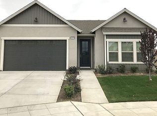 5475 W Hammond Ave, Fresno, CA