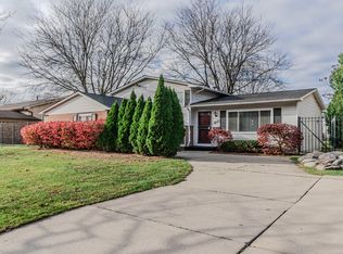 1612 Pallister St, Detroit, MI 48206
