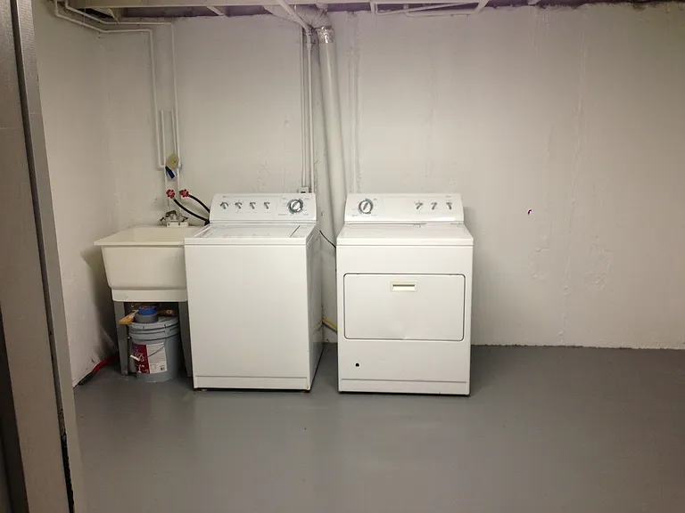 721 W Maple Rd #66 — Photo 6