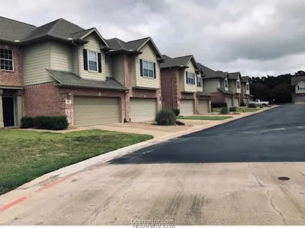 1425 W Villa Maria Rd, Bryan, TX 77801