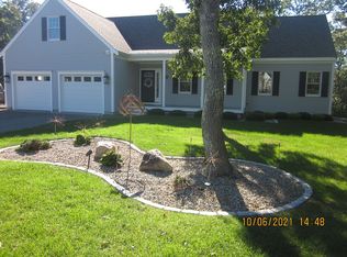 8 Little Shaver Ln, Harwich, MA 02645