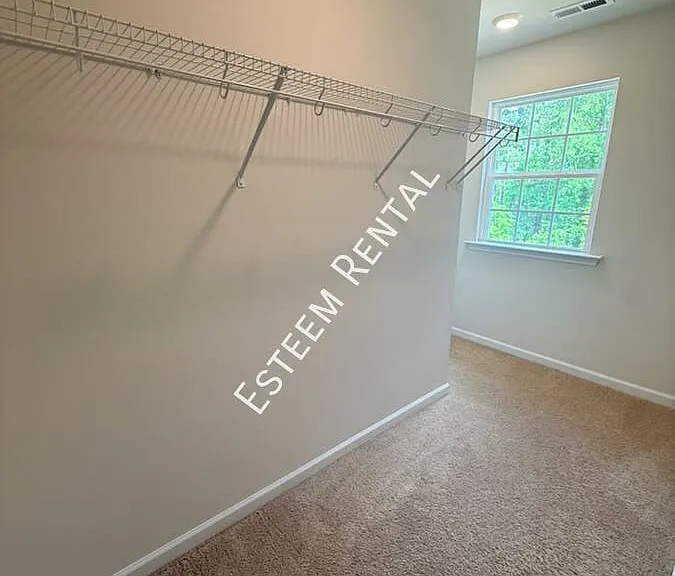 135 Palm Dr — Photo 10
