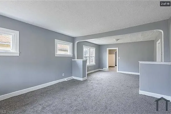 5547 Grasmere Ave — Photo 1