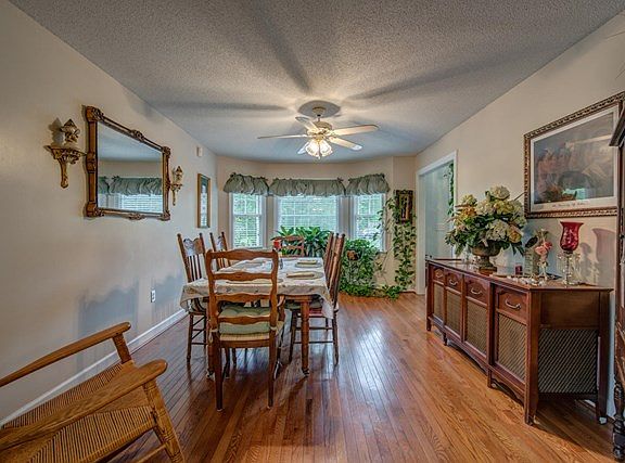4th image of 226 Nancy Dr