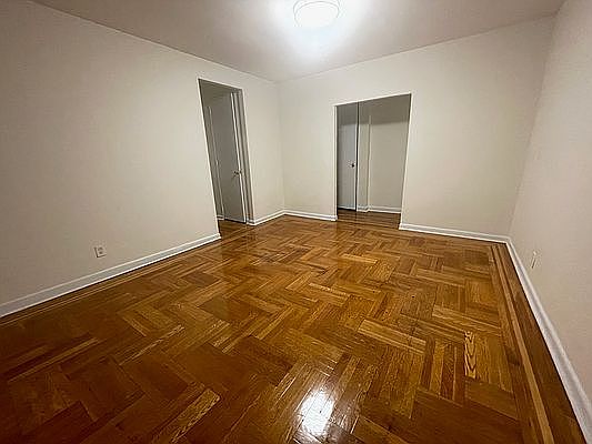 4th image of 4582 Manhattan College Pkwy #H2