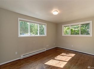 16446 SE 35th St, Bellevue, WA 98008