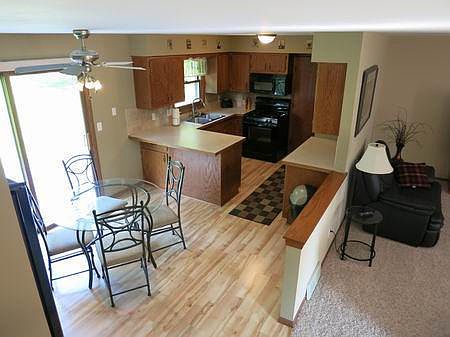 5th image of 2526 N University Dr