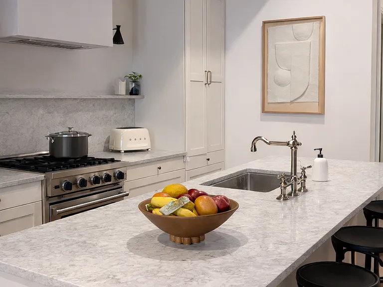 1832 Calvert St NW #2 — Photo 2