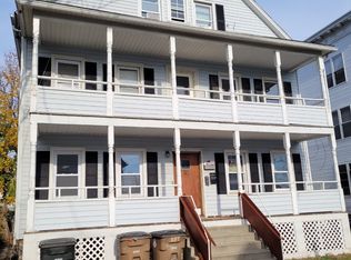 18 E Walnut St APT 3, Stamford, CT 06902