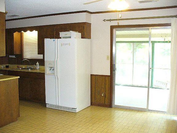 4th image of 123 Gregory Dr