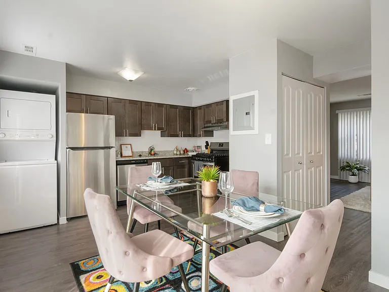 Fairway Ridge Apartments and Townhomes — Photo 41