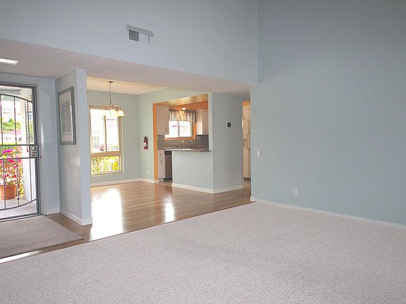3rd image of 3615 Vista Bella Unit 33