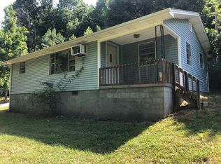 133 Marsee Springs Rd, Cumberland Gap, TN 37724
