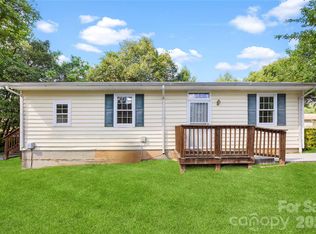 621 Pennsylvania Ave, Charlotte, NC 28216