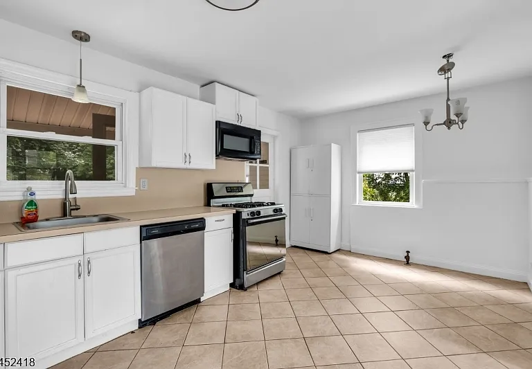 106 Mountain Ave — Photo 9