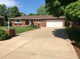 207 N Hawthorne Ave, East Peoria, IL