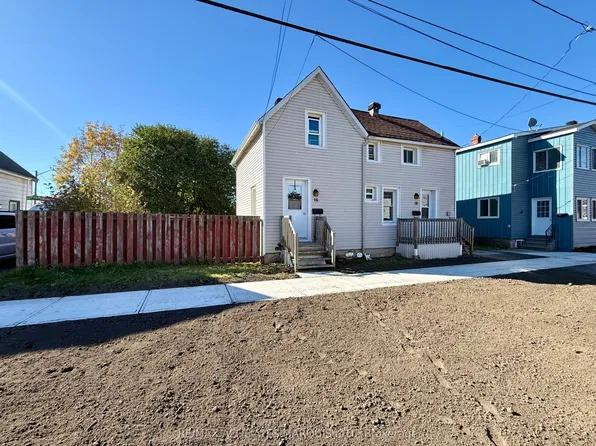 16 Seymour Ave, Cornwall, ON K6J 4L7