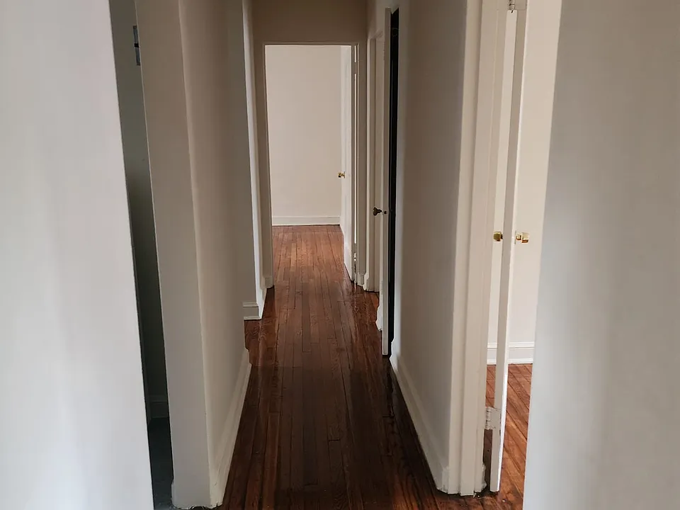 102 Schuyler Rd #204