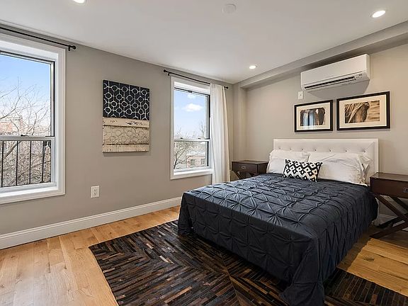 4th image of 936A Lafayette Ave Floor 3