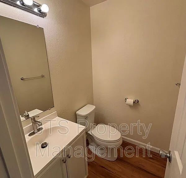 2515 Merrychase Dr #S — Photo 8