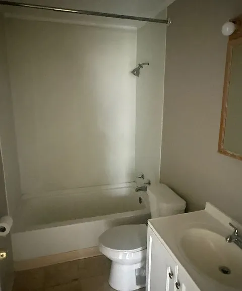 3446 Ambert Ave — Photo 9