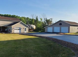 2394 Emerson Rd, Weedsport, NY 13166