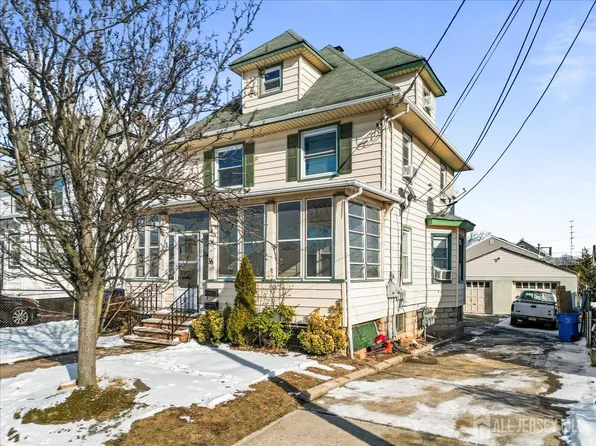 36 3rd Ave, Port Reading, NJ 07064
