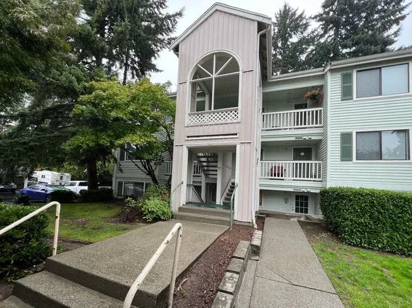 25010 98th Pl S APT B301, Kent, WA 98030