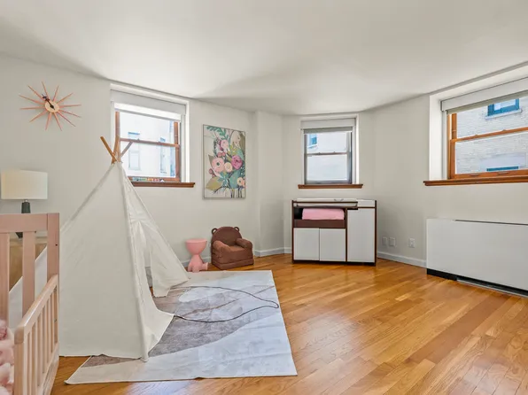 305 Second Avenue image 12 of 32