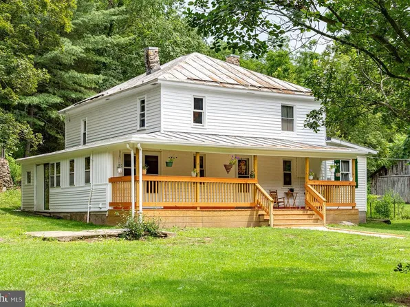 61 Garden Grove Ln, Brandywine, WV 26802