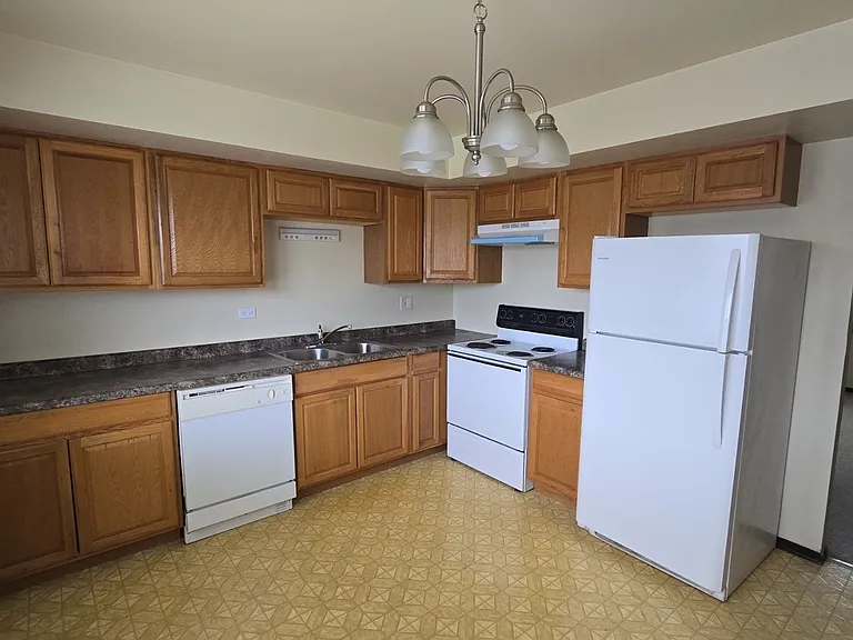 1016 Manchester Ct #3B — Photo 8