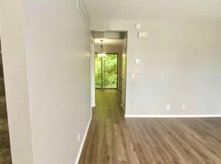 451 Lincoln Ave #4, Holland, MI 49423