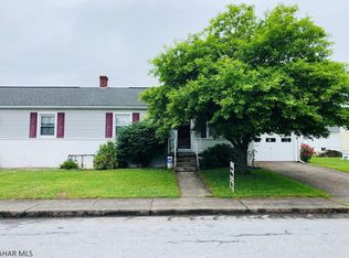 2411 Horner Dr, Altoona, PA 16601