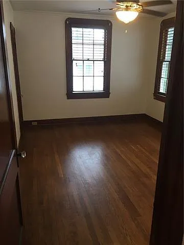 129 N Alexander St — Photo 15