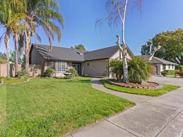 1322 Aksland Dr, Manteca, CA 95336