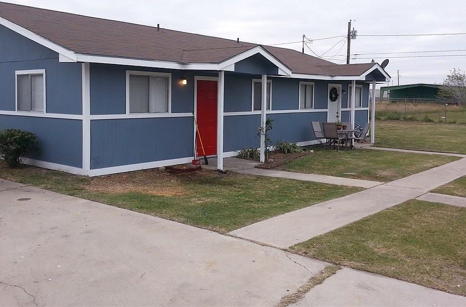 1st image of 1002 Weaver St #38