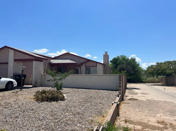 178 Pearl Dr NE, Rio Rancho, NM 87124