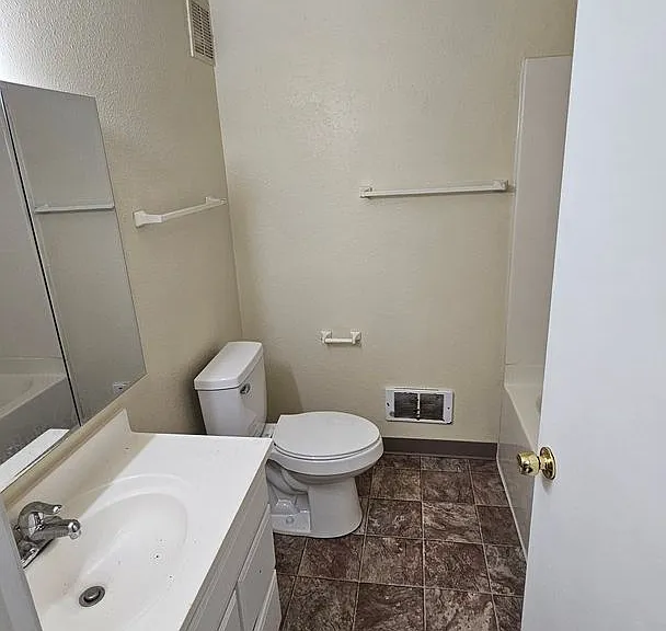 Birchwood Apartments — Photo 5