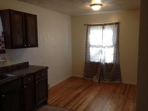 Kitchen/DR