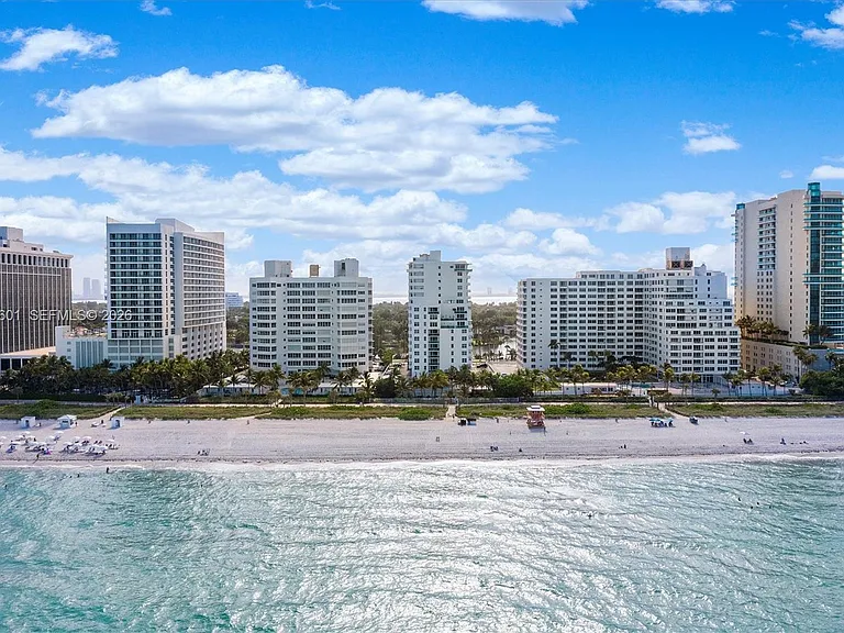5001 Collins Ave #9H — Photo 9
