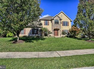 181 Ridgefield Dr, York, PA 17403