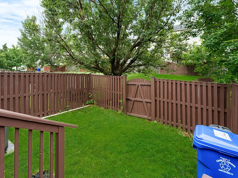 3336 Fordington Pl — Photo 4