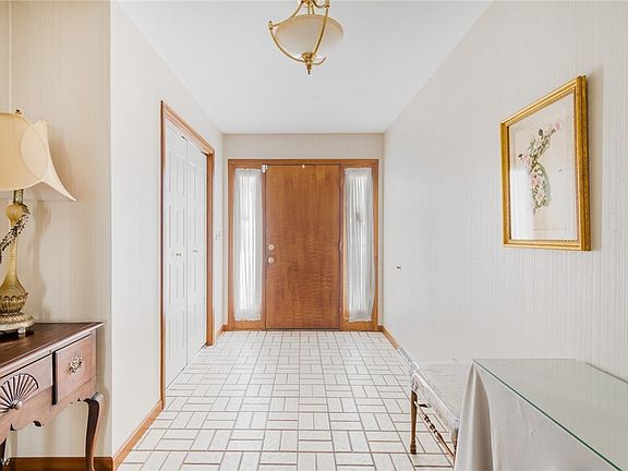 5th image of 4755 Lockwood Blvd