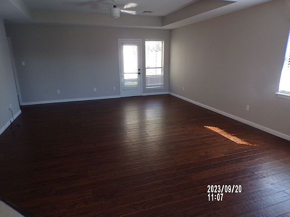 3rd image of 4015 SW Mesquite Dr