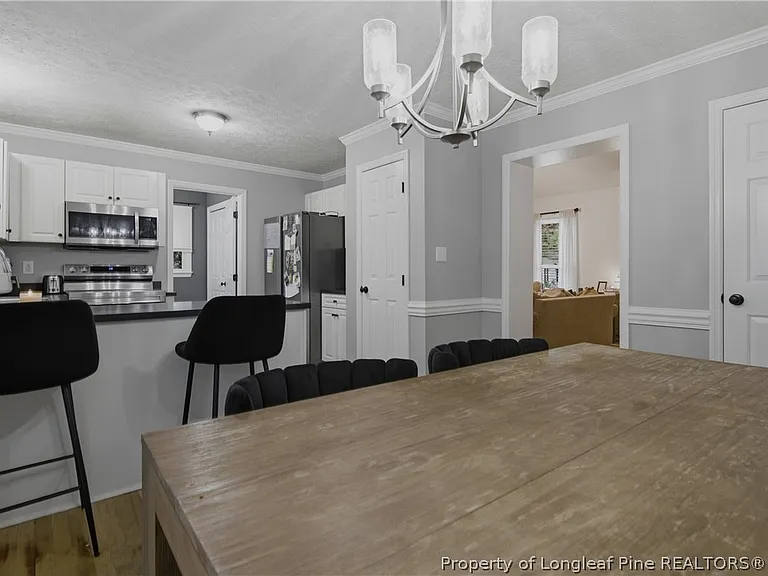 2130 Hull Rd — Photo 13