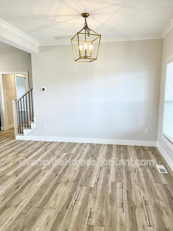 4 bed, 3.0 bath, 2200 sqft, $2,995 — Photo 4