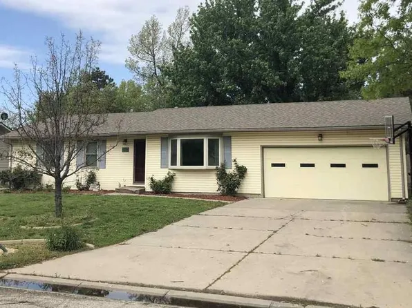 1309 Northcourt Dr, McPherson, KS 67460