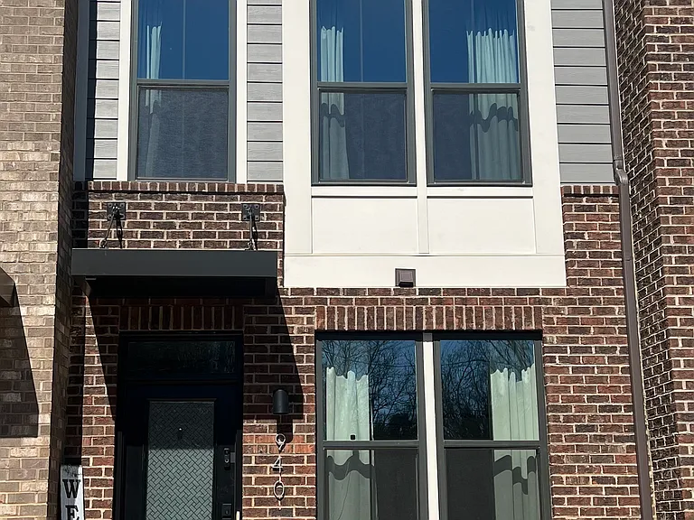 940 Broad River Ln — Photo 1