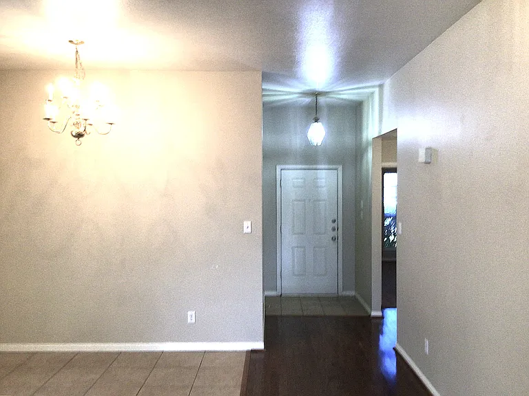 1208 Marchant Pl — Photo 7