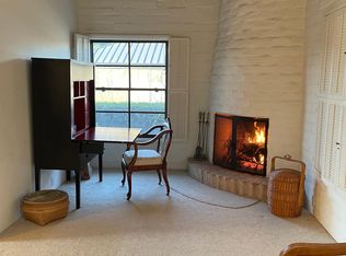 8401 E Woodland Rd, Tucson, AZ 85749